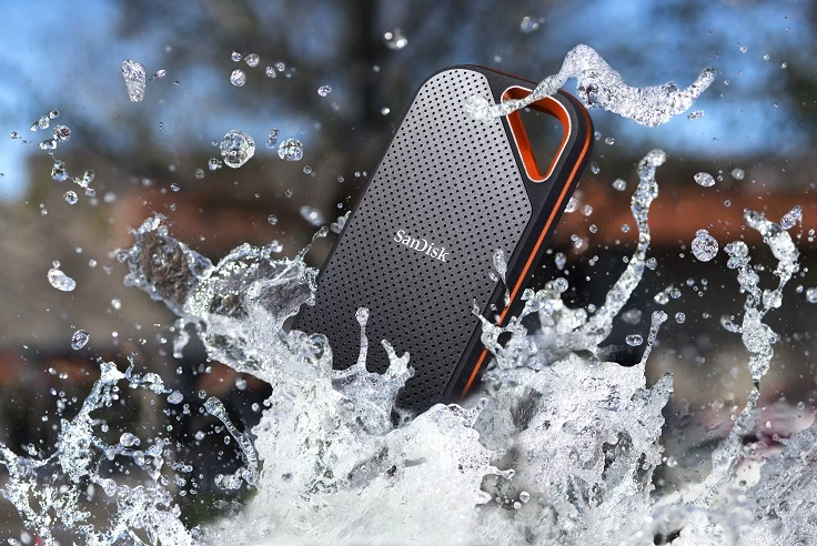 SANDISK EXTREME PORTABLE SSD ใหม่ ความเร็ว2000MB ต่อวินาที พรีเมี่ยม ทนทาน พกพาสะดวก สำหรับมืออาชีพ 1 en us ExPRO Portable SSD Splash hi resize | Extreme Portable SSD | SANDISK EXTREME PORTABLE SSD ใหม่ ความเร็ว2000MB ต่อวินาที พรีเมี่ยม ทนทาน พกพาสะดวก สำหรับมืออาชีพ