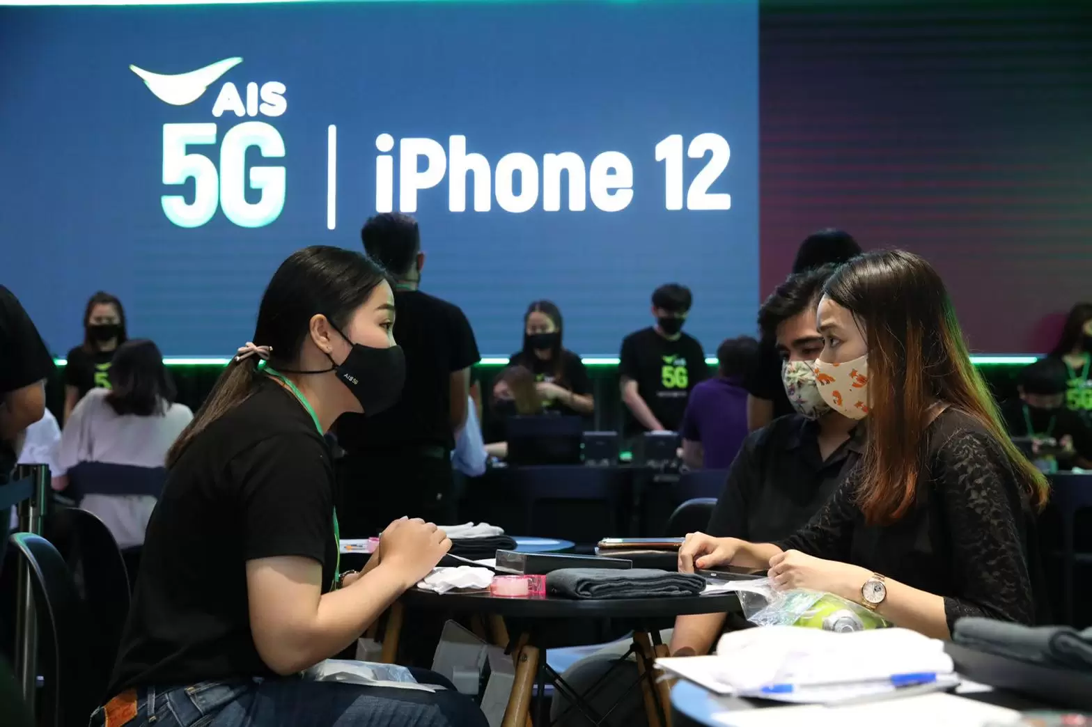 AIS 5G ส่งมอบประสบการณ์ iPhone 12 ให้คนไทยเป็นรายแรก! บนเครือข่าย 5G คลื่นมากสุด เร็วแรงที่สุด 1 128143308 763720664222595 6344985983216882868 n | AIS | AIS 5G ส่งมอบประสบการณ์ iPhone 12 ให้คนไทยเป็นรายแรก! บนเครือข่าย 5G คลื่นมากสุด เร็วแรงที่สุด