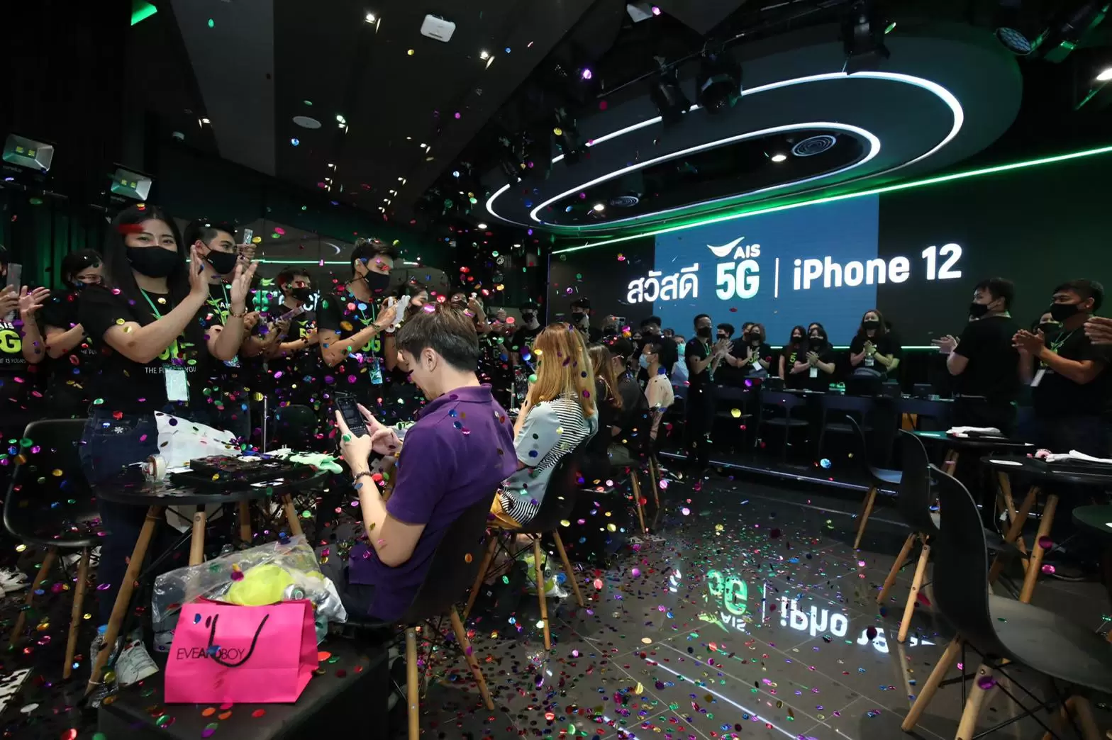 128159509 378050796863429 112420331950713279 n | AIS | AIS 5G ส่งมอบประสบการณ์ iPhone 12 ให้คนไทยเป็นรายแรก! บนเครือข่าย 5G คลื่นมากสุด เร็วแรงที่สุด