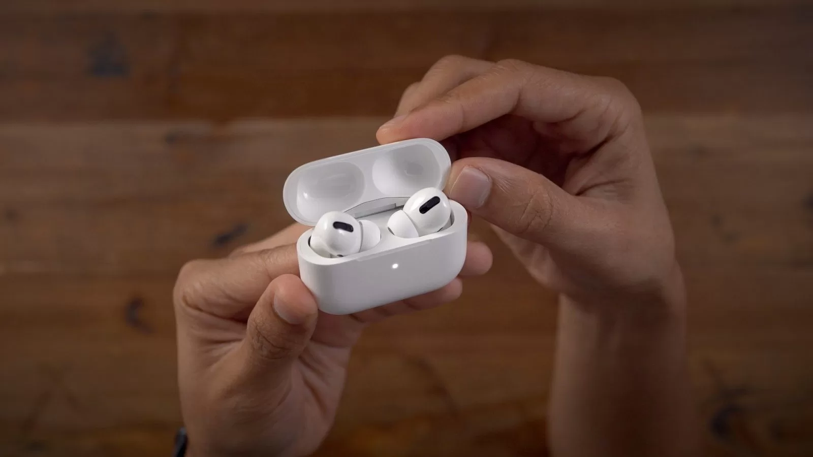 AirPods Pro review | ลือ Apple จะเปิดตัว AirPods Pro พอร์ต USB-C ในปลายปีนี้