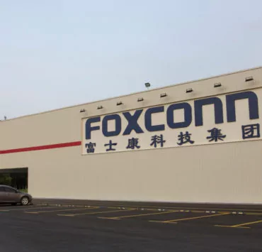foxconn apple | apple | Apple เริ่มย้ายฐานการผลิตออกจากจีนสู่เวียดนามหลีกเลี่ยงสงครามการค้า