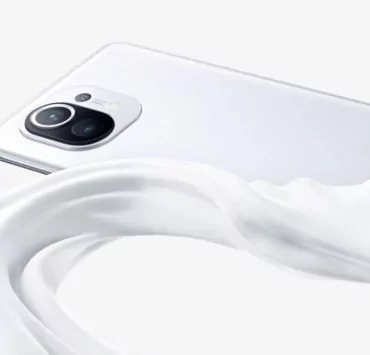 gsmarena 009 2 | Xiaomi | บทสรุป Xiaomi Mi 11 ไม่แถมหัวชาร์จมาในกล่องจริง แต่มีตัวเลือกให้ฟรี!