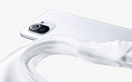 บทสรุป Xiaomi Mi 11 ไม่แถมหัวชาร์จมาในกล่องจริง แต่มีตัวเลือกให้ฟรี!