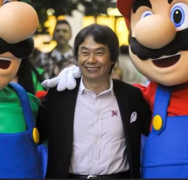 mmmmmmmmm | Super Mario | ลูกของผู้สร้างเกม Super Mario ชอบเล่นเกมค่าย SEGA