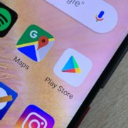 127558 apps news how to install the google play store on an android phone or tablet that doesnt have it image1 tphdngxs9w | Android | แอป Android หลายตัวมีปัญหา Gmail, Line ใช้งานไม่ได้ Samsung แจ้งวิธีแก้ไขเบื้องต้น