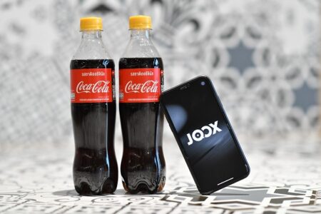 กินโค๊ก สแกนโค๊ดรับฟรี JOOX VIP จำนวน 7 วัน และลุ้นรับ iPhone 12 Pro Max