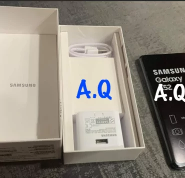 a52 2 | galaxy a52 | Galaxy A52 ภาพเครื่องจริงหลุด ยืนยันเป็นสมาร์ทโฟนระดับกลางที่มีคุณสมบัติกันน้ำมาให้ด้วย