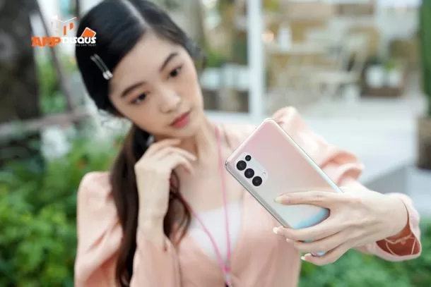 OPPO Reno5 5GDSC03407 1 610x407 1 | 65W SuperVOOC 2.0 | OPPO Reno5 Series 5G สมาร์ทโฟน 5G ถ่ายวิดีโอสวย ชาร์จไวสุดๆ ปลอดภัยมั่นใจ ชาร์จเต็ม 100% ในเวลาแค่ 30 นาที!!!