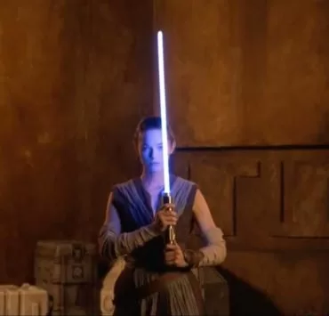 star wars lightsaber 1280x720 2 | Galactic Starcruiser | ดิสนีย์สร้าง Lightsaber ของจริง เพื่อเล่นในโซน Star Wars: Galactic Starcruiser