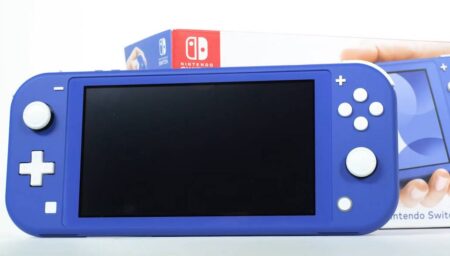 ชมคลิปแกะกล่อง Nintendo Switch Lite Blue สีใหม่ ที่สวยกว่าที่คาด