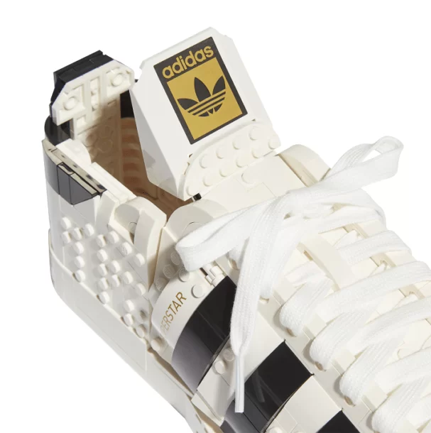 สกรีนช็อต 2021 06 17 061511 | Adidas | Adidas จับมือ LEGO เปิดตัวรองเท้าซุปเปอร์สตาร์ด้วยตัวต่อเลโก้บริก