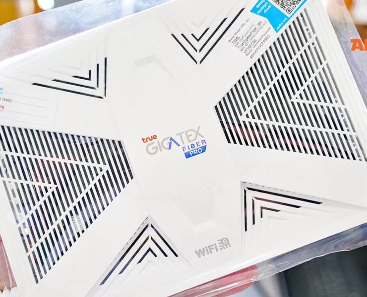 True Gigatex Fiber Pro WiFi 6 DSC01196 | TrueID TV | เราเตอร์ True Gigatex Fiber Pro WiFi 6 สำหรับลูกค้าสมัครเน็ตบ้าน TrueOnline พร้อมตัวเสริม Mesh WiFi 6 ให้ครอบคลุมได้ทั่วคฤหาสน์