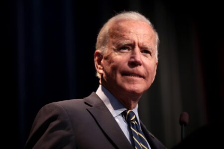 Joe Biden กล่าว แพลตฟอร์มแบบ Facebook กำลังฆ่าผู้คนอยู่