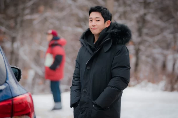 Jung Hae in Something in the Rain — Seo Jun hui | D.P. หน่วยล่าทหารหนีทัพ | มัดรวม 6 คาแร็กเตอร์สุดน่ารักของจองแฮอินที่ใครๆ ก็ต้องเลิฟที่ Netflix ห้ามใจไม่ให้รักยังไงไหว!