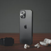Pic 4 iPhone 12 Pro Max | apple | ผลสำรวจเผย ผู้ใช้ Android เกือบครึ่ง อยากย้ายไป iPhone
