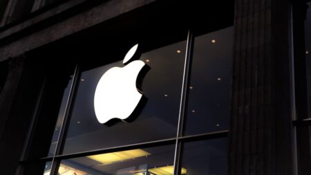 Apple เร่งเปิดตัวรถยนต์ขับเคลื่อนอัตโนมัติให้ทันภายในปี 2025