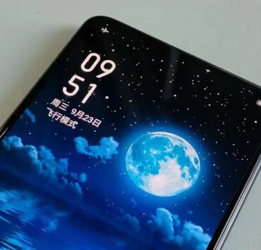 Realme prototype under display camera | Realme | สมาร์ตโฟนกล้องใต้จอของ realme อาจเปิดตัวปีหน้า