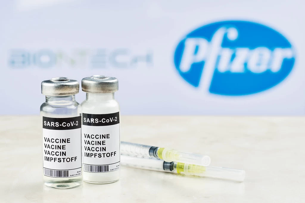 pfizer | pfizer | มาเช็คเงื่อนไข ฉีดวัคซีนไฟเซอร์เข็ม 3 ที่ศูนย์ฉีดวัคซีนบางซื่อกันเถอะ