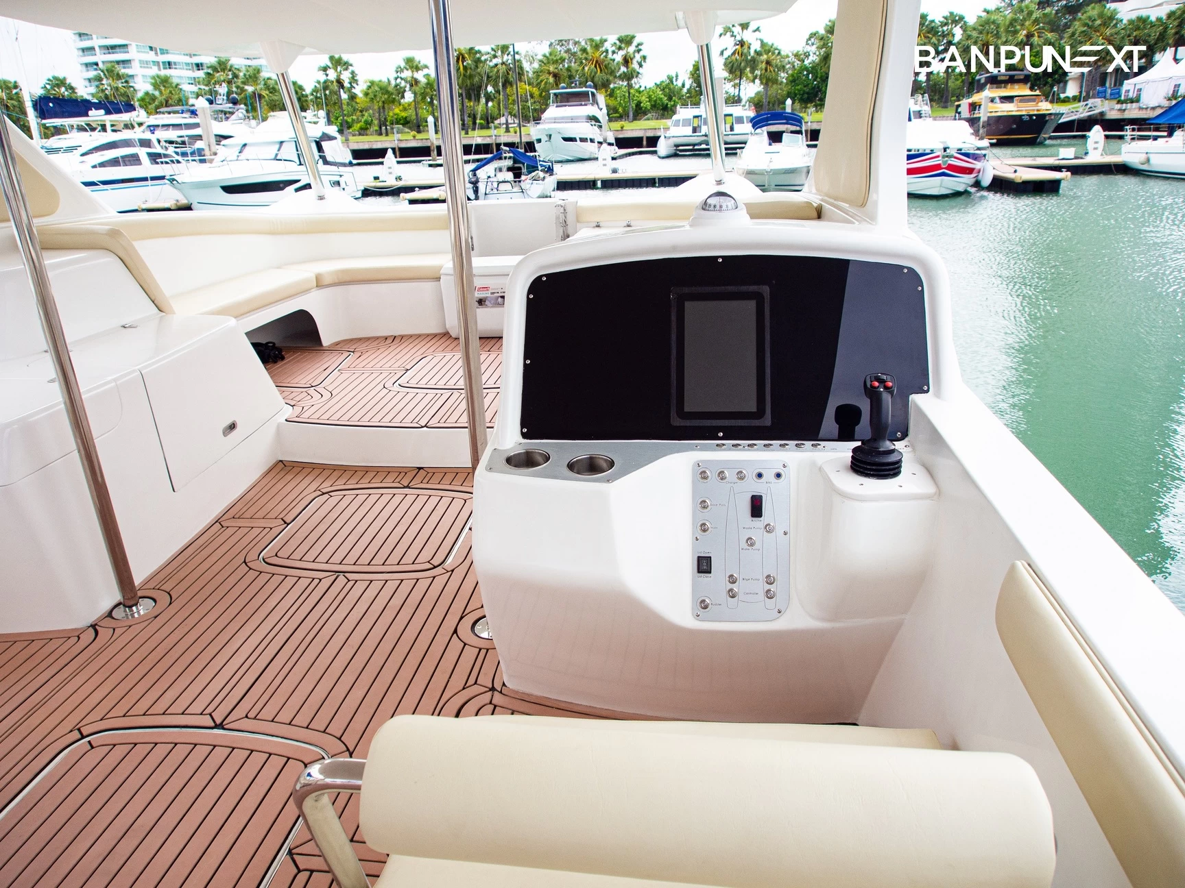 03 Banpu-NEXT e-Boat