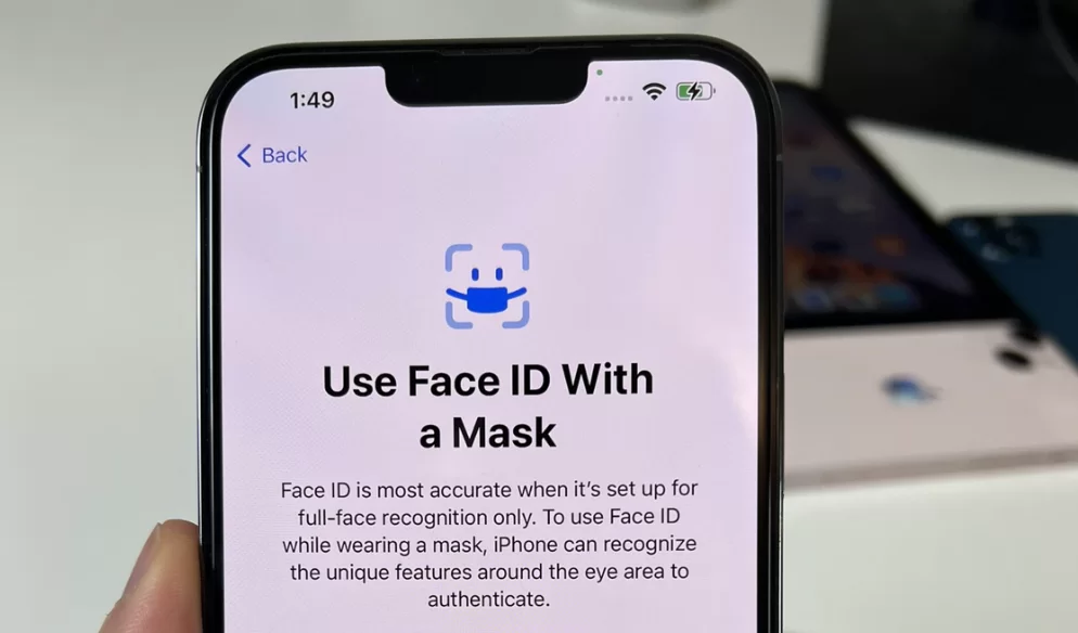 นี่สิที่รอคอย iOS 15.4 จะสแกนใบหน้าขณะใส่หน้ากากอนามัยได้แล้ว 1 Screen-Shot-2565-01-28-at-22 40 44