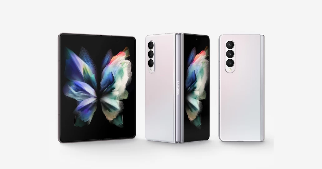 ผู้ใช้งาน Samsung Galaxy Z Fold 3 เจอปัญหาหน้าจอแตกตรงบานพับ 1 z-fold-3
