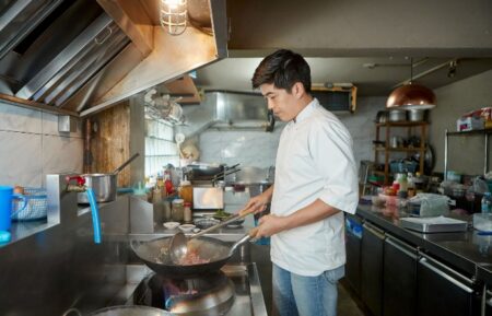 เคล็ดลับพาธุรกิจร้านอาหารให้อยู่รอดด้วยแพลตฟอร์มฟู้ดเดลิเวอรี โดย “เชฟต้น ธิติฏฐ์” image003-5