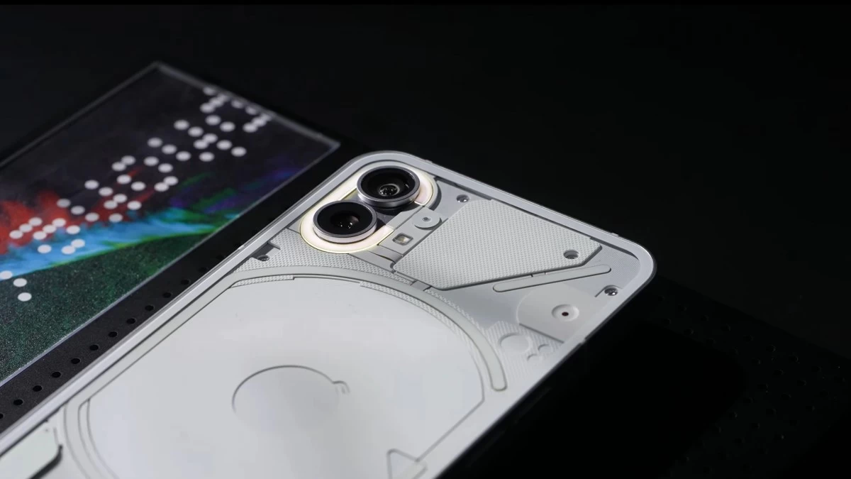 Nothing phone (1) จะมีสแกนลายนิ้วมือที่ใต้หน้าจอ 1 gsmarena 001-3