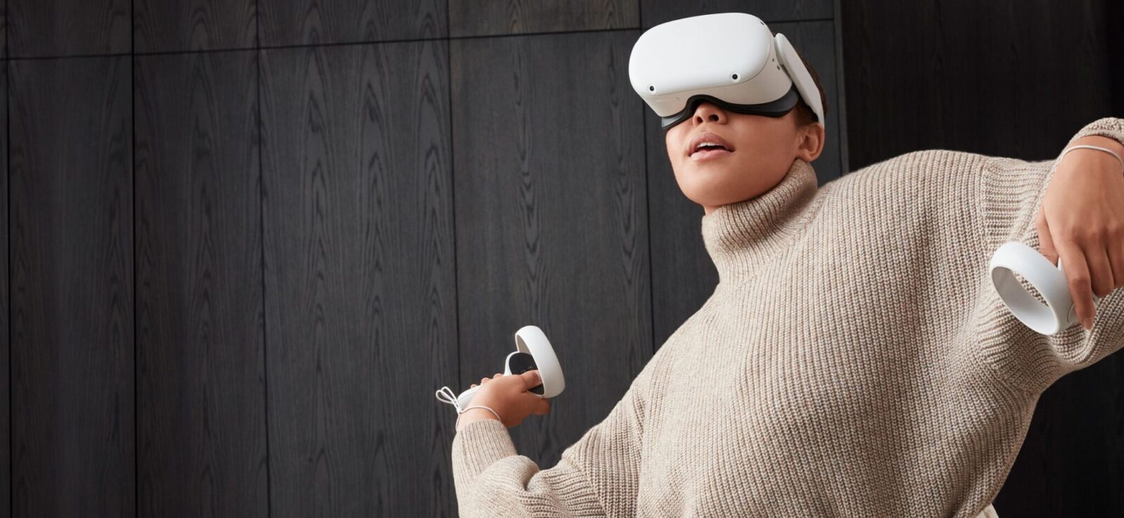 Meta เตรียมเปิดตัว VR Headset ตัวใหม่ภายในเดือนธันวาคม 2022 เน้นการเข้าสัมคมมากขึ้น 1 Oculus Quest 2 player