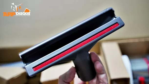 Dyson V15 Detect DSC00503 | Dyson | รีวิว Dyson V15 Detect เครื่องดูดฝุ่นไร้สาย ที่เหนือกว่าด้วยความคิด ประสิทธิภาพทรงพลัง ฝุ่น ผง ผม ขนสัตว์ ขจัดได้หมดด้วยหัวดูด 2+6 ชิ้นภายในกล่อง