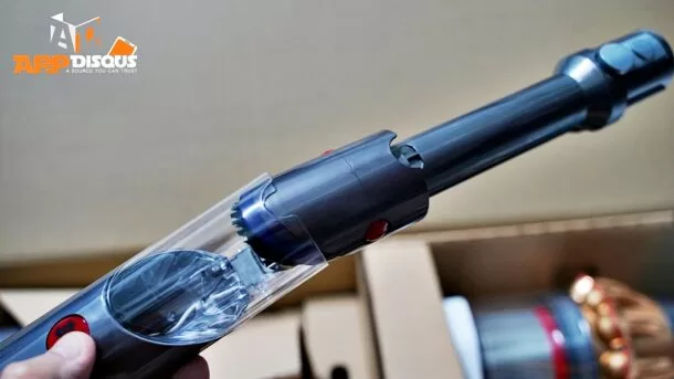 Dyson V15 Detect DSC00506 | Dyson | รีวิว Dyson V15 Detect เครื่องดูดฝุ่นไร้สาย ที่เหนือกว่าด้วยความคิด ประสิทธิภาพทรงพลัง ฝุ่น ผง ผม ขนสัตว์ ขจัดได้หมดด้วยหัวดูด 2+6 ชิ้นภายในกล่อง