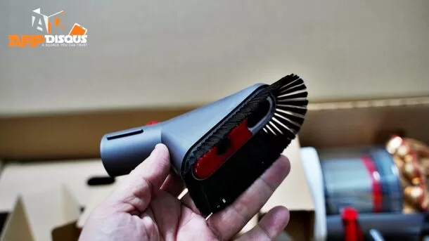 Dyson V15 Detect DSC00511 | Dyson | รีวิว Dyson V15 Detect เครื่องดูดฝุ่นไร้สาย ที่เหนือกว่าด้วยความคิด ประสิทธิภาพทรงพลัง ฝุ่น ผง ผม ขนสัตว์ ขจัดได้หมดด้วยหัวดูด 2+6 ชิ้นภายในกล่อง