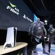 Pic03 AIS Fibre เอาใจสาวกเพลย์สเตชัน | AIS | เปิดช่องทางพิเศษ สิทธิ์ซื้อ PlayStation 5 เฉพาะลูกค้า AIS Fibre เท่านั้น!!!