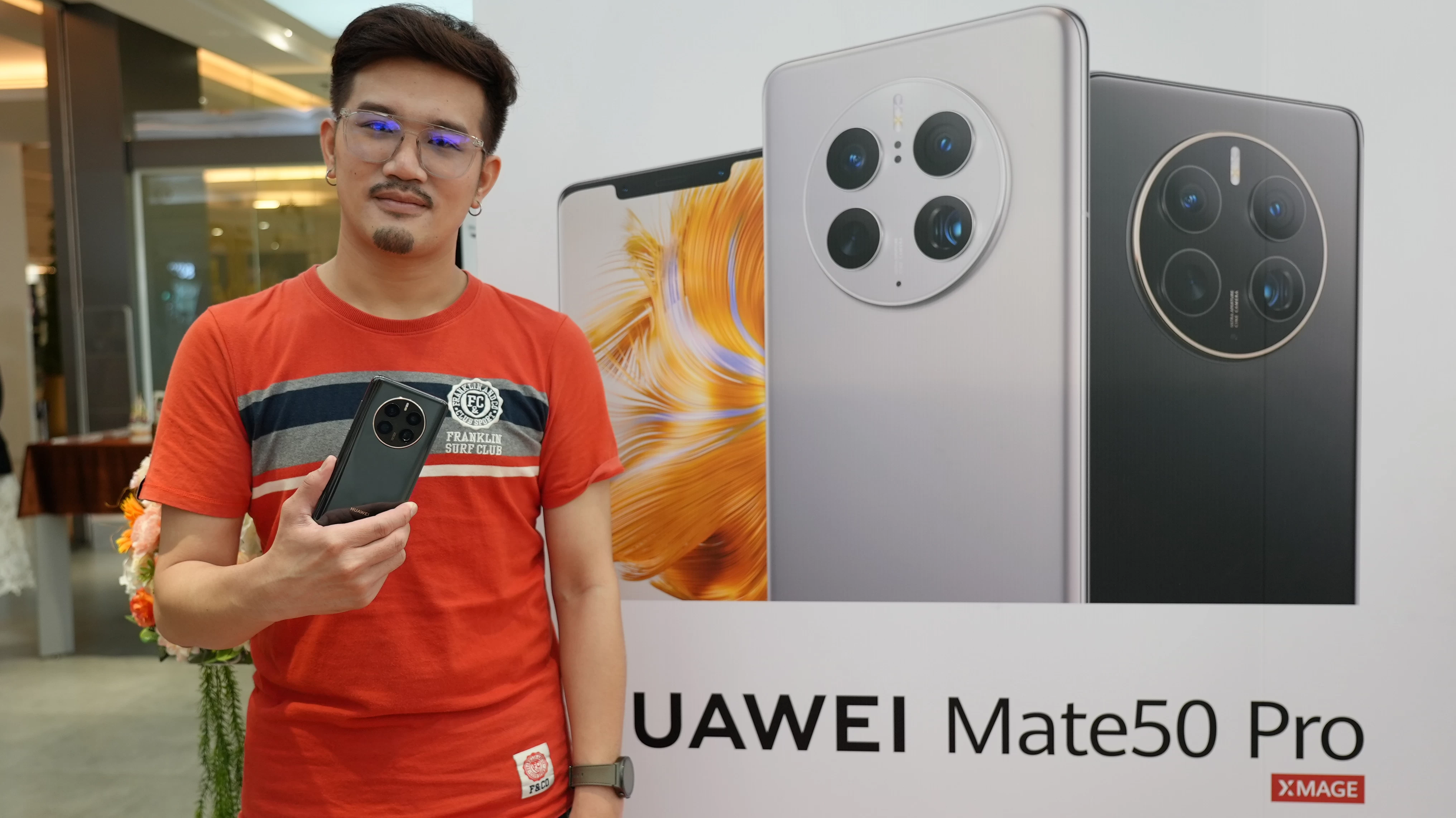 DSC003911 | Huawei | กระแสตอบรับดี แฟนหัวเว่ยแห่ต่อคิวรอรับเครื่อง HUAWEI Mate 50 Series วันแรก