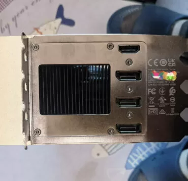 NVIDIA TITAN RTX 4090TI HERO 1 | RTX 4090 Ti | ใหญ่ไปไหน! หลุดภาพ RTX 4090 Ti / TITAN พื้นที่ติดตั้ง 4 สล็อตใช้พลังงาน 800W