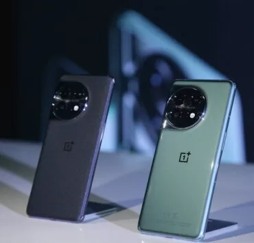 OnePlus 11 5G OnePlus Bus Pro 2 015 | Carl Pei | Carl Pei กล่าว OnePlus 11 ดีไซน์สวยนะ แต่ไม่มีเอกลักษณ์