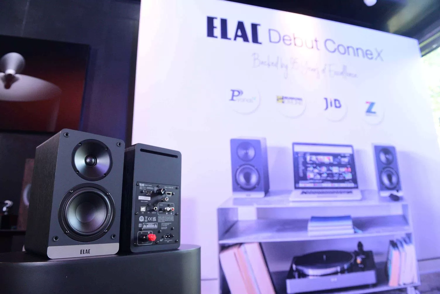 โซนิค วิชั่น เปิดตัว ELAC Debut ConneX ลำโพงไฮเอนด์ระดับตำนาน 1 Pic Zonic Vision เปิดตัว ELAC Debut ConneX 01 | ELAC Debut ConneX | โซนิค วิชั่น เปิดตัว ELAC Debut ConneX ลำโพงไฮเอนด์ระดับตำนาน