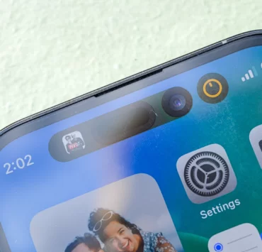 iPhone 15 | iPhone 15 | ข่าวลือ iPhone 15 จะใช้ USB-C แต่จะมีชิปตรวจสอบ ที่คอยจำกัดเฉพาะอุปกรณ์ที่ Apple อนุญาตเท่านั้น
