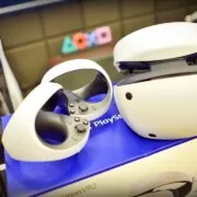 PSVR 2 Unboxing - AppDisqus.com
