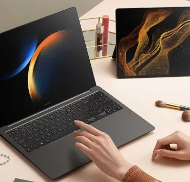 samsung galaxy book 3 ultra image 03 | Galaxy Book3 | เปิดตัว Samsung Galaxy Book3 ซีรีส์ บางเฉียบน้ำหนักเบา แต่สเปคแรงไม่เบาเลย