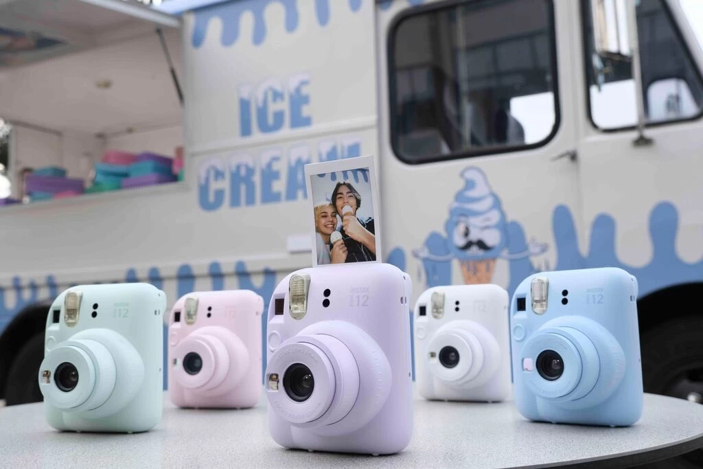 03 | INSTAX mini 12 | เปิดตัว INSTAX mini 12 กล้องฟิล์มอินสแตนท์รุ่นใหม่ดีไซน์โทนพาสเทลสดใส