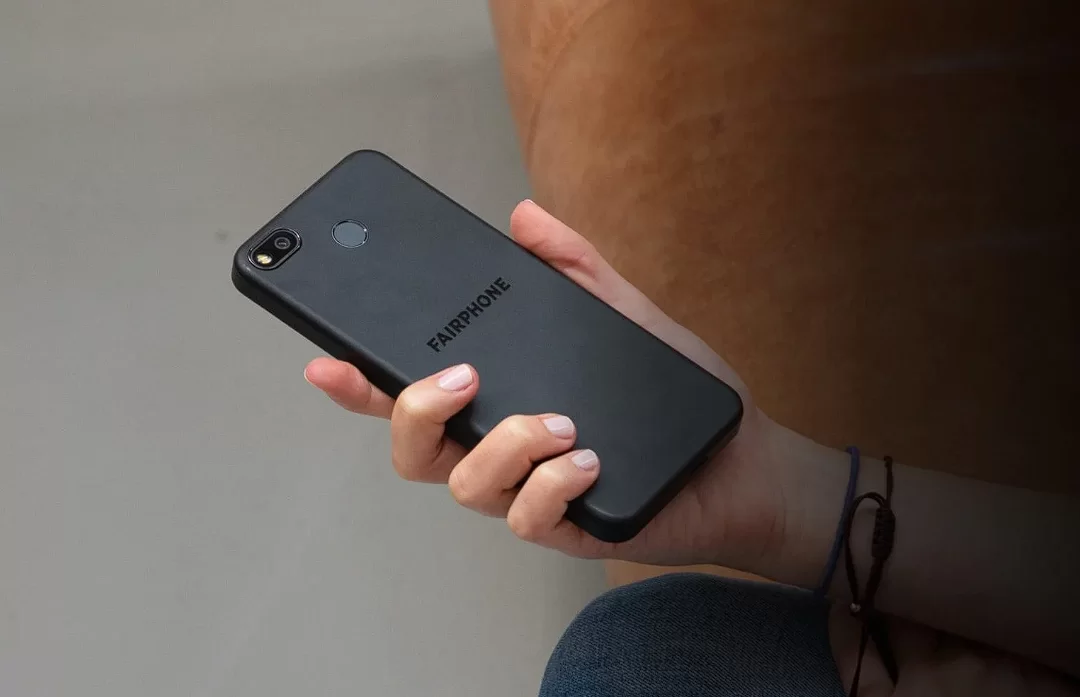 นี่คือสมาร์ทโฟนที่สร้างตำนาน อัปเดท Android ให้ต่อเนื่องมานานถึง 7 ปี 1 Fairphone | Fairphone | นี่คือสมาร์ทโฟนที่สร้างตำนาน อัปเดท Android ให้ต่อเนื่องมานานถึง 7 ปี