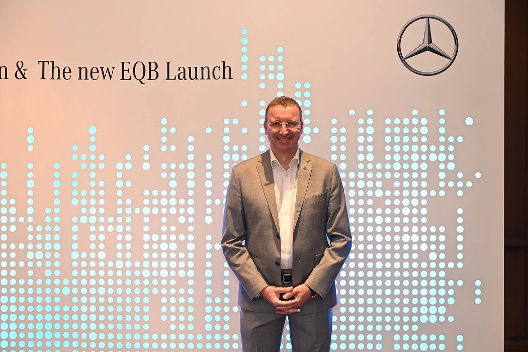 Mercedes Benz มร. มาร์ทิน ชเวงค์ ประธานบริหาร บริษัท เมอร์เซเดส เบนซ์ ประเทศไทย จำกัด 2 | EQB 250 AMG Line | เมอร์เซเดส-เบนซ์ นำเข้ารถไฟฟ้า100% EQB 250 AMG Line