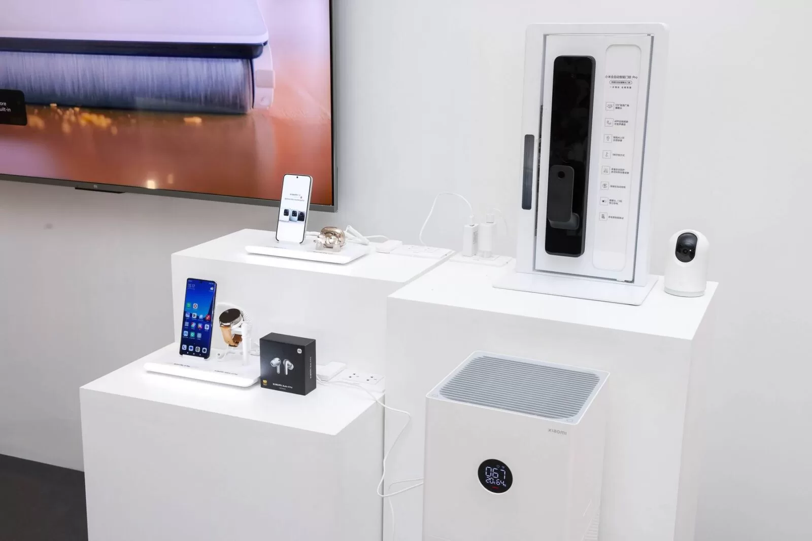 รวมข้อมูล AIoT รุ่นใหม่ของ Xiaomi นาฬิกา, หูฟัง และ หุ่นยนต์ดูดฝุ่น ราคาและโปรโมชั่น 1 Xiaomi 13 00018 | Xiaomi | รวมข้อมูล AIoT รุ่นใหม่ของ Xiaomi นาฬิกา, หูฟัง และ หุ่นยนต์ดูดฝุ่น ราคาและโปรโมชั่น