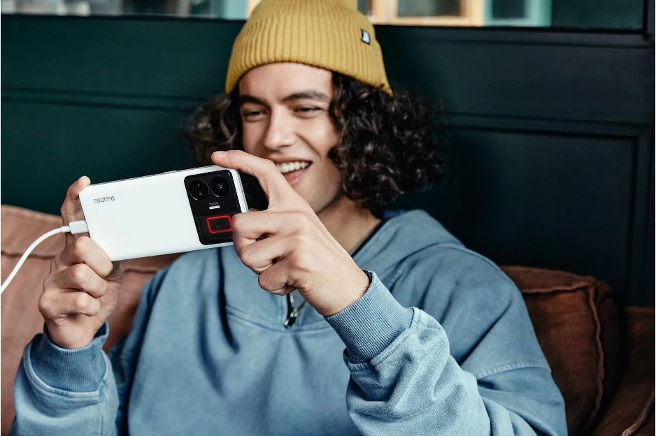 realme GT3 MWC 4 | Realme | รวมข้อมูล realme GT3 สมาร์ตโฟนตัวล้ำ พลังชาร์จเร็วสุดของโลก 240W!