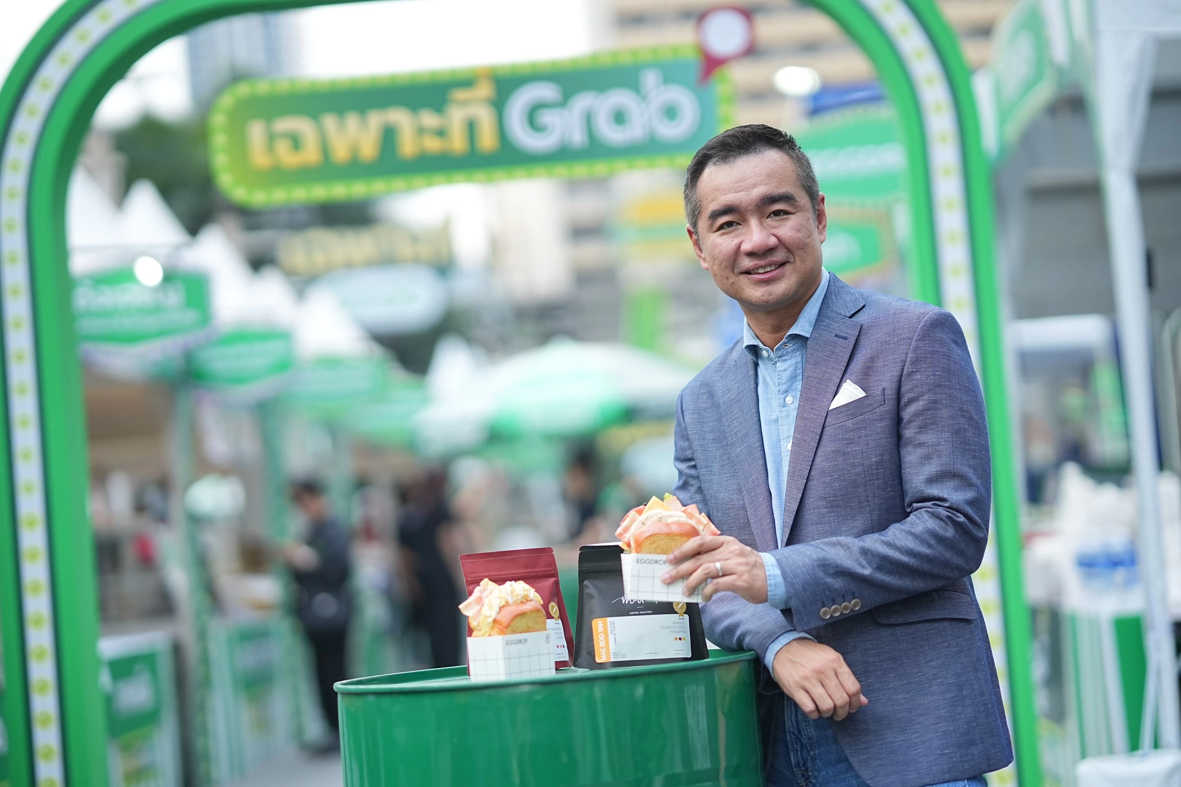 ลักขณาโรจน์ กรรมการผู้จัดการใหญ่ แกร็บ ประเทศไทย | GrabThumbsUp | แกร็บ ส่งแคมเปญใหญ่ “แกร็บฟู้ดวินทุกเกมกินทั่วไทย” เขย่าตลาด