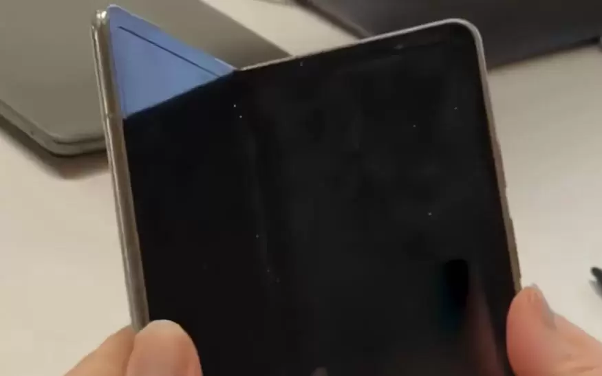 หลุด Pixel Fold ขอบหน้าจอด้านในมีความหนาเล็กน้อย 1 206bf4f0 e12c 11ed 83ef 6a5330d8b1ae.cf | Google | หลุด Pixel Fold ขอบหน้าจอด้านในมีความหนาเล็กน้อย
