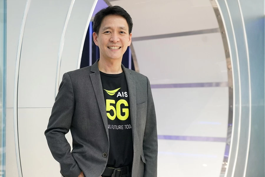 Pic | AIS | AIS ส่งสุขรับซัมเมอร์ พร้อมมอบประกันอุบัติเหตุและสิทธิพิเศษที่ดีที่สุด