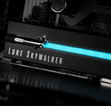 SEAGATE Star Wars Jedi Heatsink LukeSkywalker PR1 | Seagate | Seagate เปิดตัวคอลเลกชันใหม่มีแสงไฟ “Lightsaber” บนตัว SSD ความเร็วสูงด 7,300 MB/s