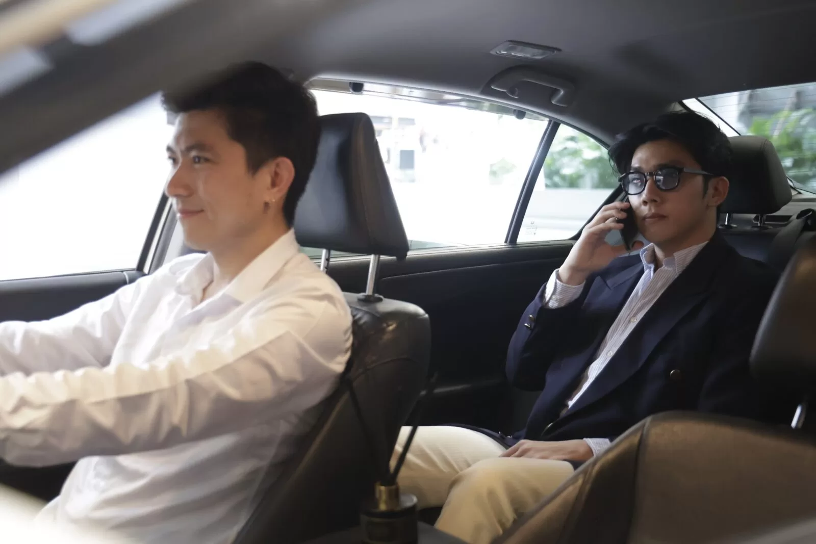 แกร็บ ปรับภาพลักษณ์ GrabCar Premium จับมือ Spotify และ Chol Aromatique 1 แกร็บ รุกตลาดพรีเมียม ปรับภาพลักษณ์ GrabCar Premium สร้างความประทับใจผ่าน 5 ประสาทสัมผัส 4 | Chol Aromatique | แกร็บ ปรับภาพลักษณ์ GrabCar Premium จับมือ Spotify และ Chol Aromatique