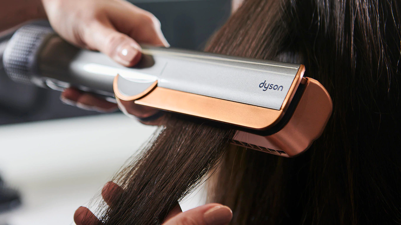 รู้จัก Dyson Airstrait เครื่องหนีบผมที่ไม่ต้องมีแผ่นความร้อนทำร้ายเส้นผม เรียบตรงด้วยกระแสลมนวัตกรรมใหม่ 1 Dyson Airstrait Straightener 9 | Dyson Airstrait | รู้จัก Dyson Airstrait เครื่องหนีบผมที่ไม่ต้องมีแผ่นความร้อนทำร้ายเส้นผม เรียบตรงด้วยกระแสลมนวัตกรรมใหม่